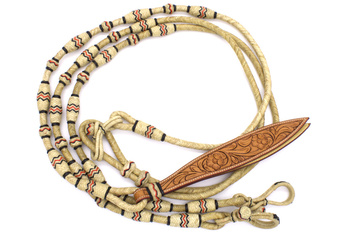 romale lptrick jasne z czarno-červenými detalami