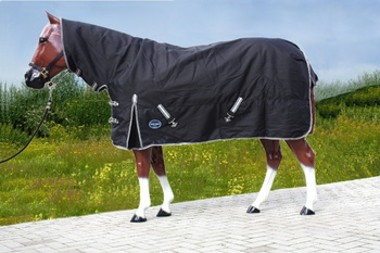 TOUGH HORSE - Regen Winterdecke - Combo mit Halsteil - 1200D - 300g filling - SCHWARZ - Größen 74´´(125cm) bis 80´´ (155cm)
