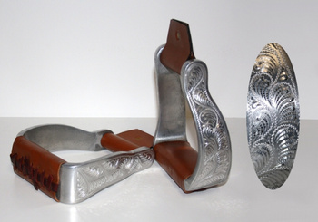 "EE Tack" Steigbügel Alu - graviert / gebogen - gepolsterter Tritt